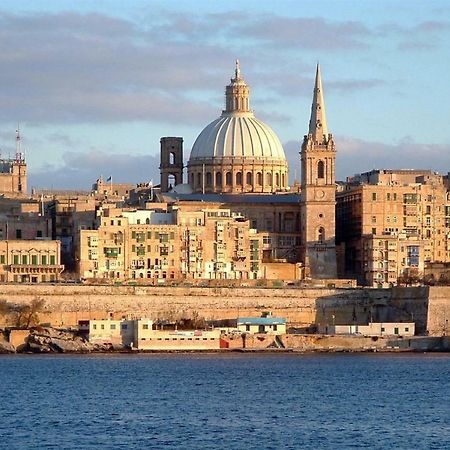 Cosy 1Br Penthouse With Terrace, Great Location Leilighet Gzira Eksteriør bilde