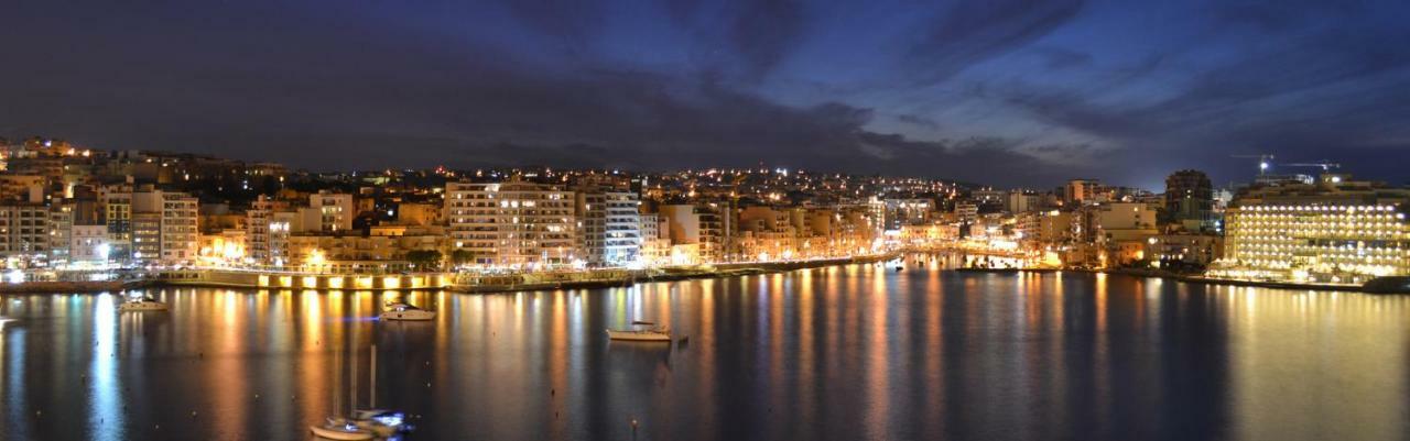 Cosy 1Br Penthouse With Terrace, Great Location Leilighet Gzira Eksteriør bilde