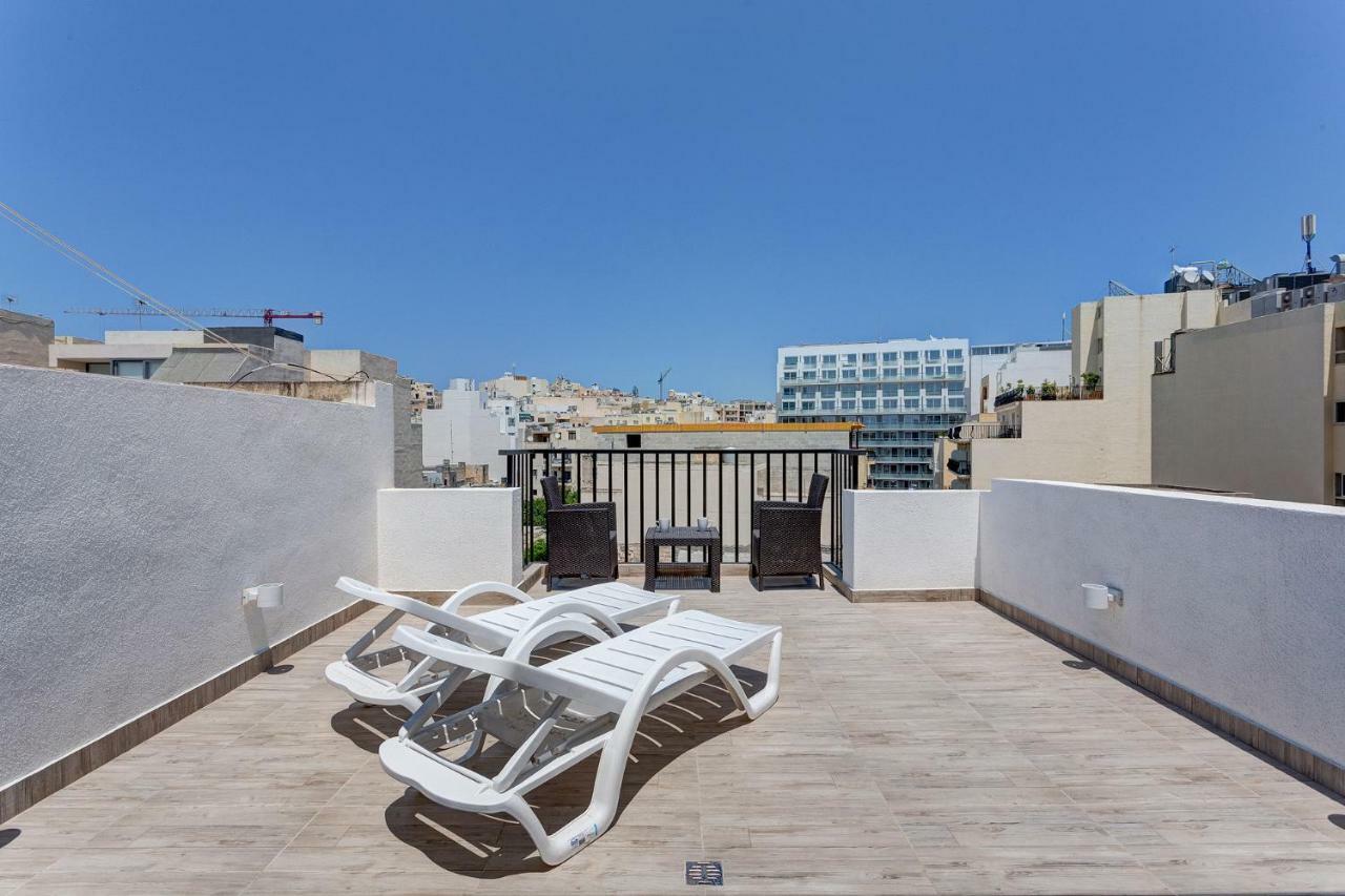 Cosy 1Br Penthouse With Terrace, Great Location Leilighet Gzira Eksteriør bilde