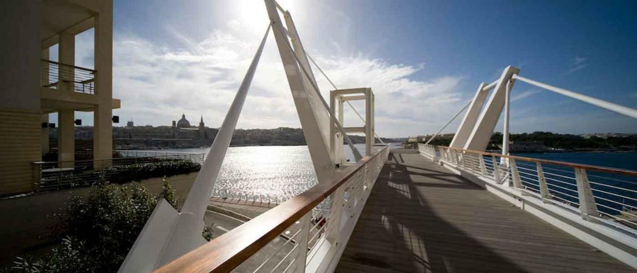 Cosy 1Br Penthouse With Terrace, Great Location Leilighet Gzira Eksteriør bilde